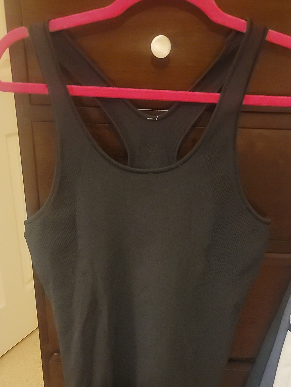 Womens lululemon athletica Black Racerback Stretch Activewear Tank Top Size 6